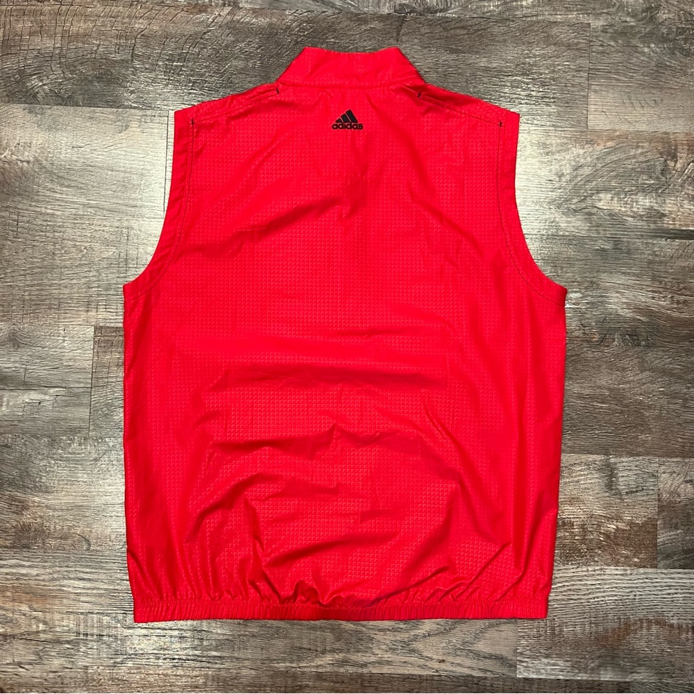 Adidas Golf ClimaProof Wisconsin Badgers Red Vest Size Medium - Picture 4 of 4
